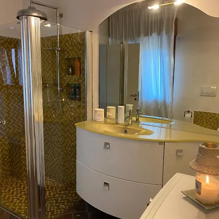 Il Vicolo コマッキオ